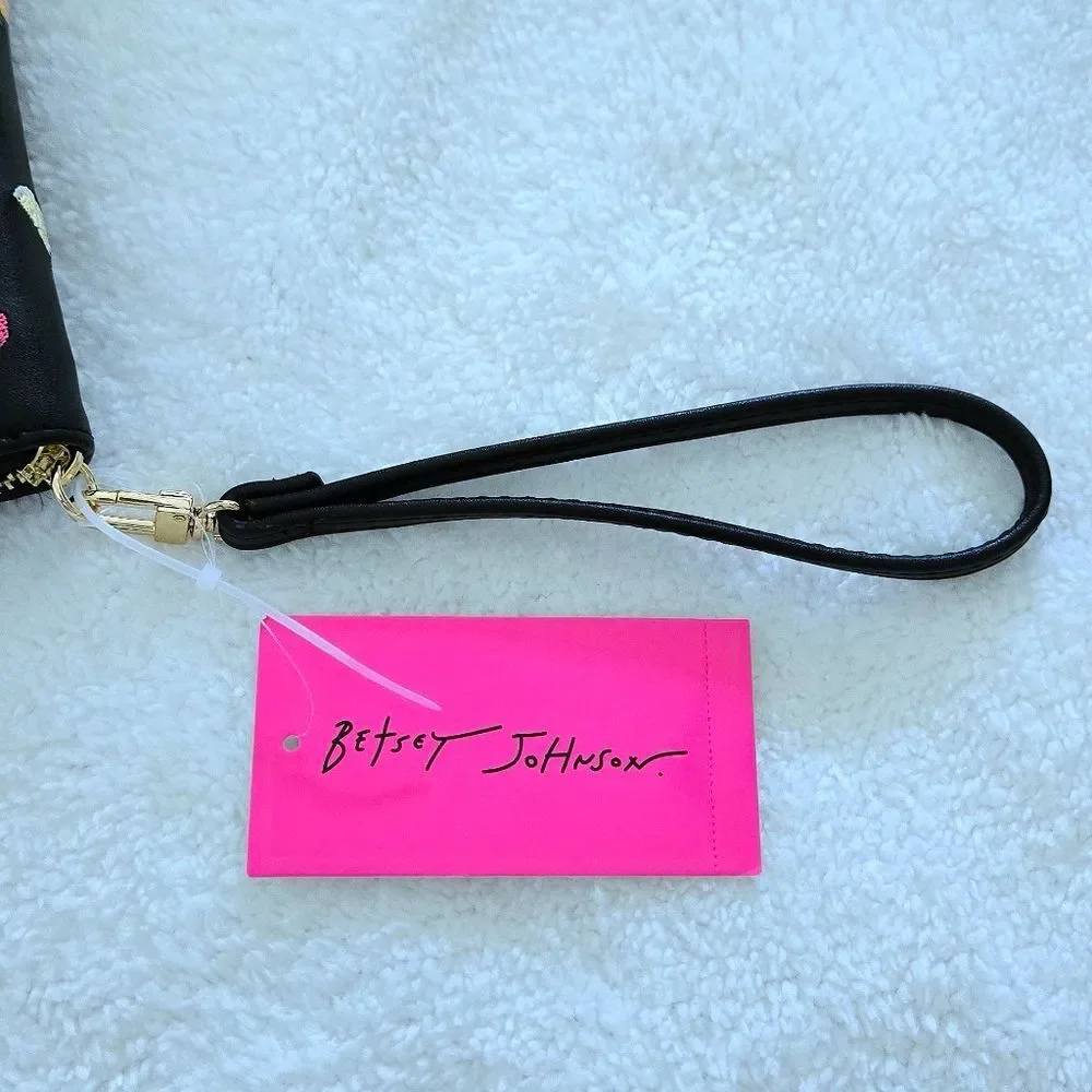 Betsey Johnson Fruits🍒🍐 XO Zip Around Wristlet - NWT